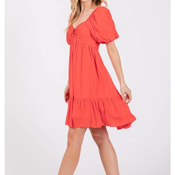 Brand new with tags! Gorgeous, chic red Puff Sleeve Midi Dress - Picture 3 of 4